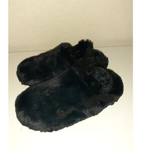 NIKE Calm Mule SE Black Faux Fur Clogs Mules Ladies 6 - FZ3119-001 Comfort
